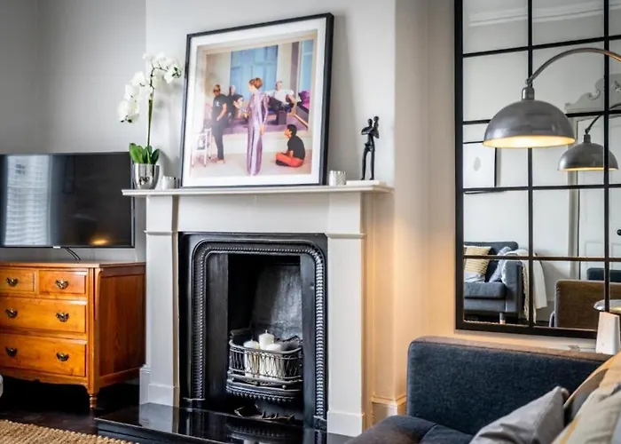 Сasa de vacaciones 42 Is The Answer- Stunning Townhouse Appearing On Tv Show *