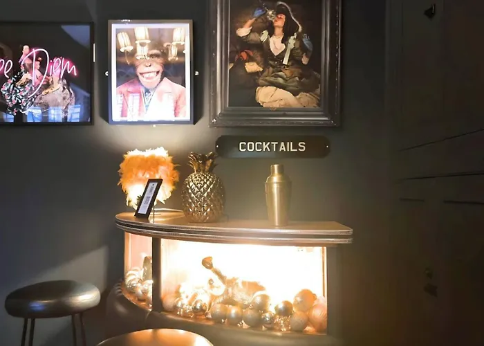 Сasa de vacaciones 42 Is The Answer- Stunning Townhouse Appearing On Tv Show York